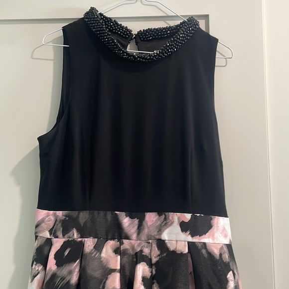 High Low Belted Patterned Dress - Picture 3 of 7